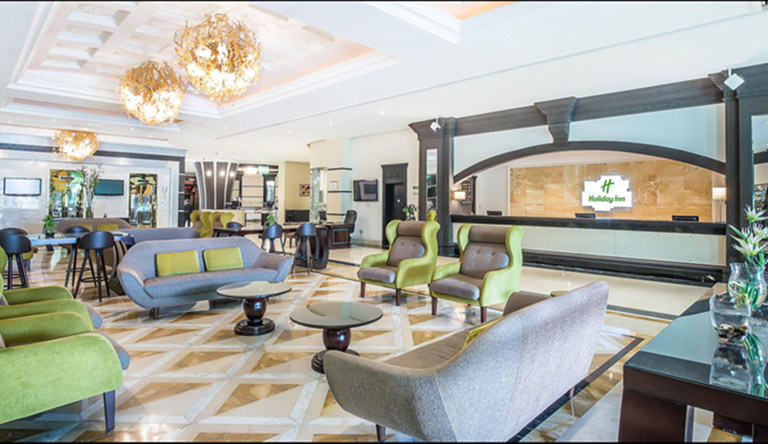 holiday-inn-reception-lobby